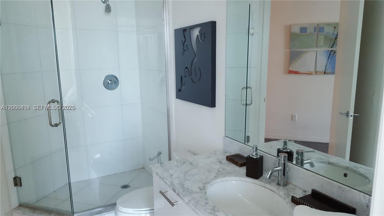 55 SE 6th St , Unit 4102, Miami, FL 33131 Photo