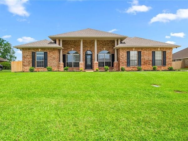 9812 Winchester Drive S, Semmes, AL 36575