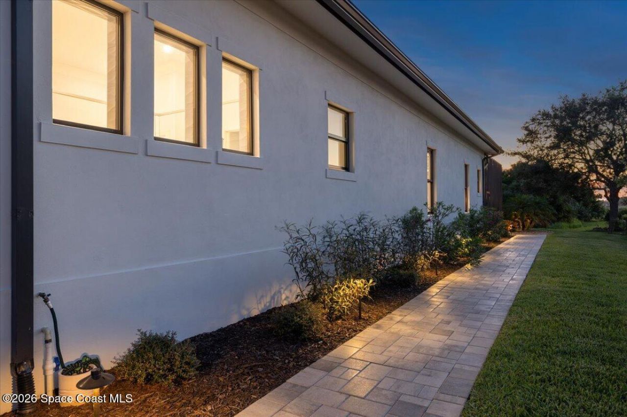 1023 W Polo Grounds Drive , Vero Beach, FL 32966 Photo