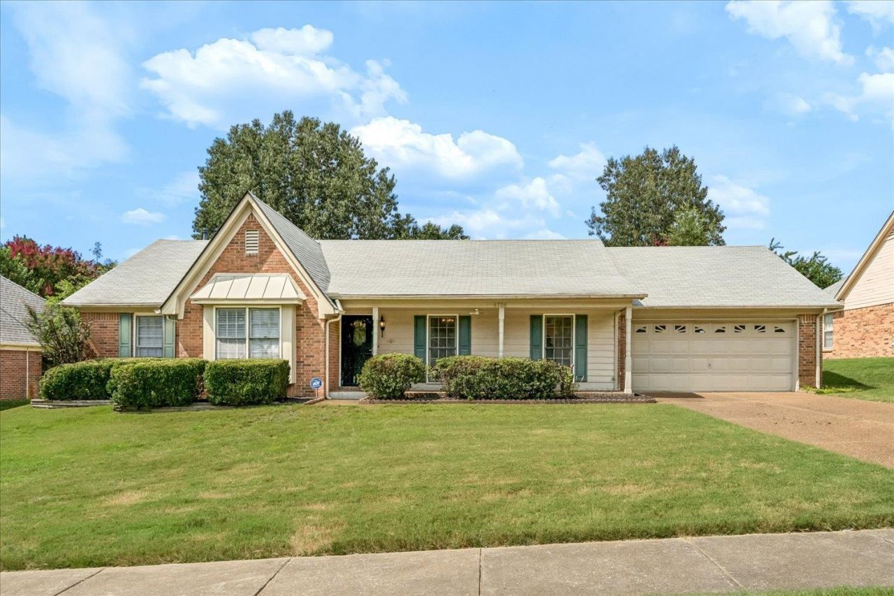 8708 Oak Trail Ln, Memphis, TN 38018 Main Photo