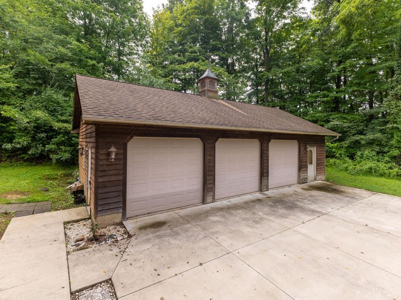 5650 State Rte 55, Ludlow Falls, OH 45339 Photo 6
