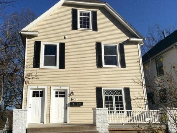4105 Oak Street, Kansas City, MO 64111