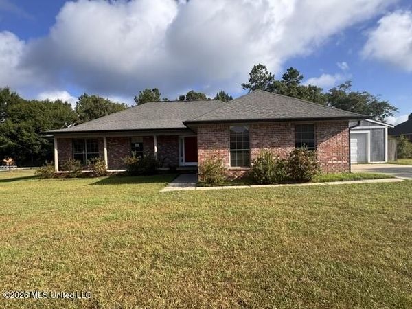 4 W Deerwood Drive, Perkinston, MS 39573
