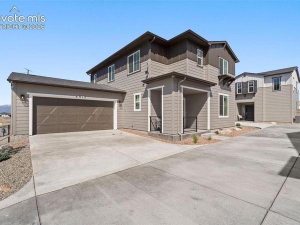 6912 Knapp Drive, Colorado Springs, CO 80924