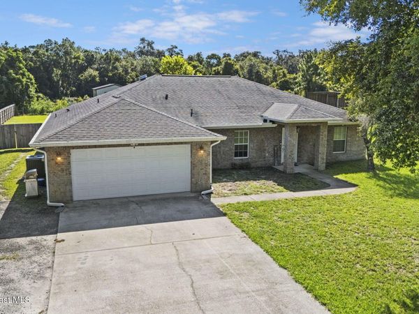 5735 Palm Street , Mims, FL 32754