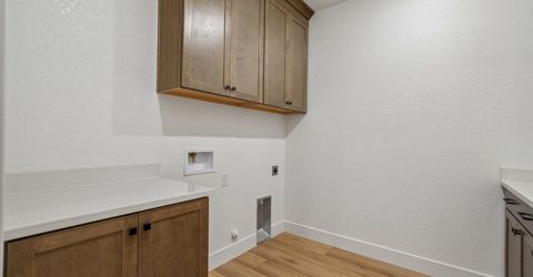 8963 Wickstrom Dr, Orangevale, CA 95662 Photo
