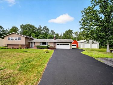 8165 Caughdenoy Road, Clay, NY 13041