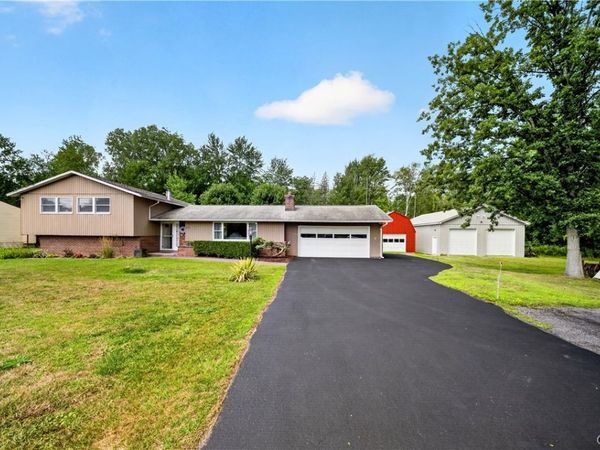 8165 Caughdenoy Road , Clay, NY 13041
