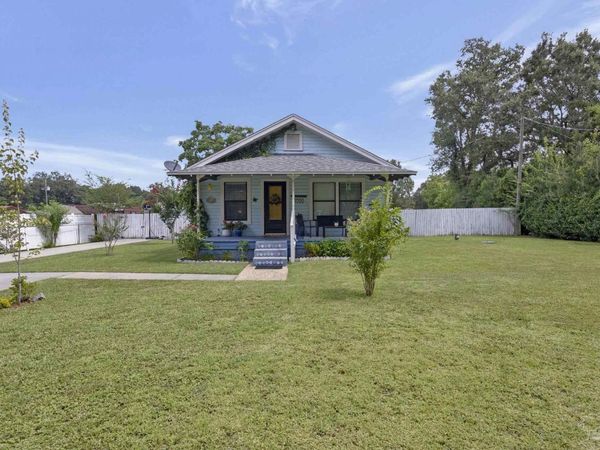 5750 Turkey Rd, Pensacola, FL 32526