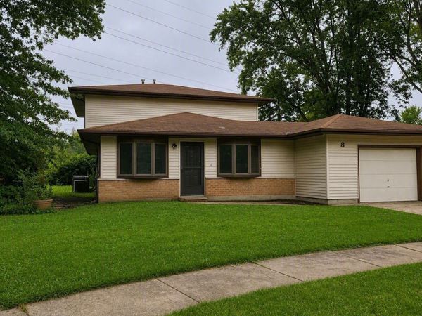 8 Wayne Court, Park Forest, IL 60466