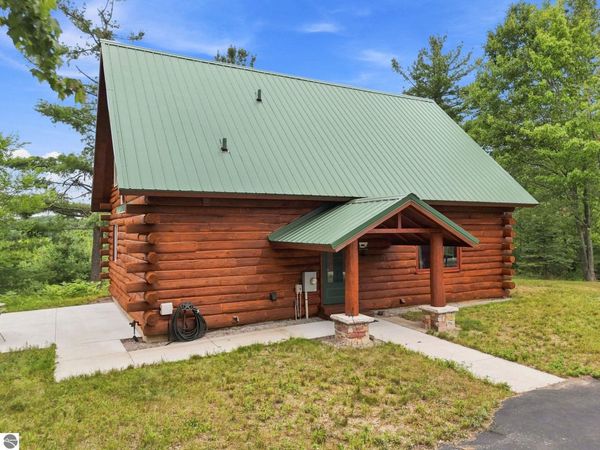 7727 Loggers Drive, Manton, MI 49663