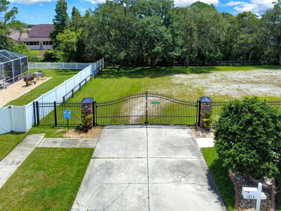 Property Image 37