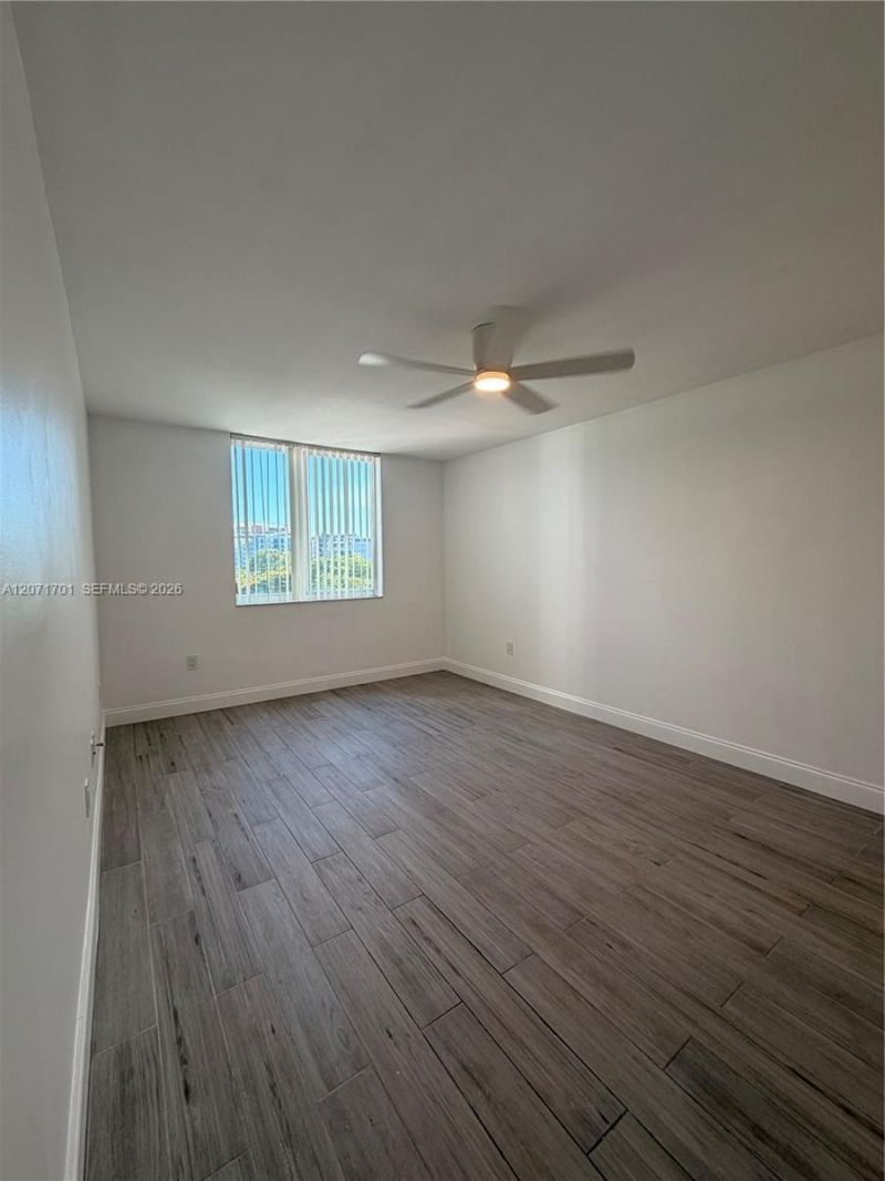 1010 NW 11th St, Unit 507, Miami, FL 33136 Photo
