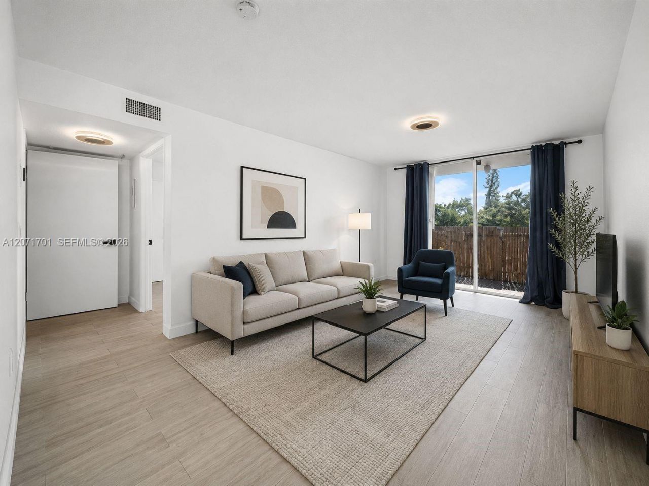 1010 NW 11th St, Unit 507, Miami, FL 33136 Photo