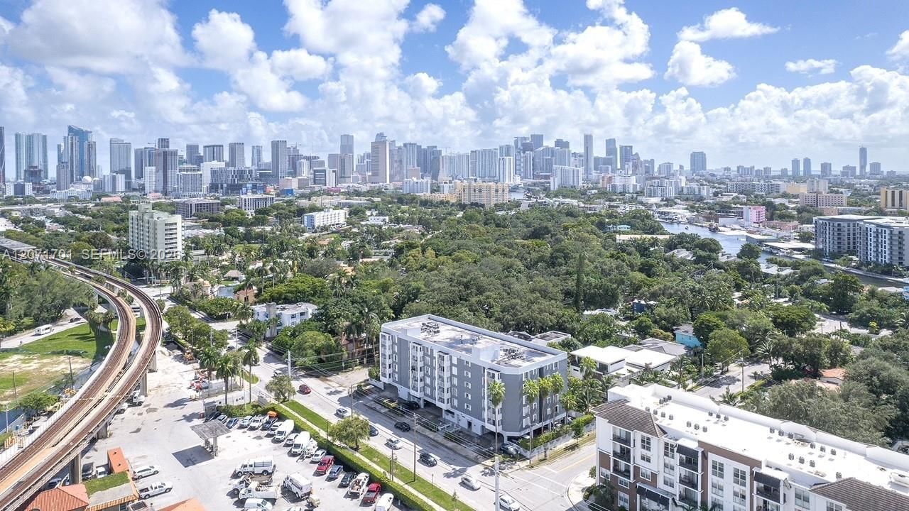 1010 NW 11th St, Unit 507, Miami, FL 33136 Photo