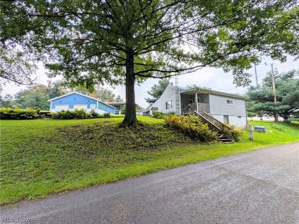 3086 Apollo Road SE, Carrollton, OH 44615