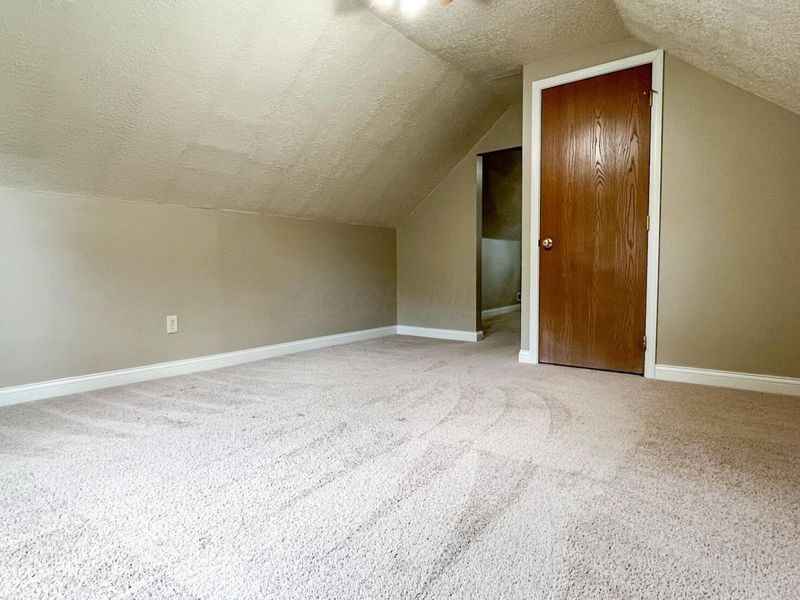 1011 E North Broadway Street, Columbus, OH 43224 Photo 14