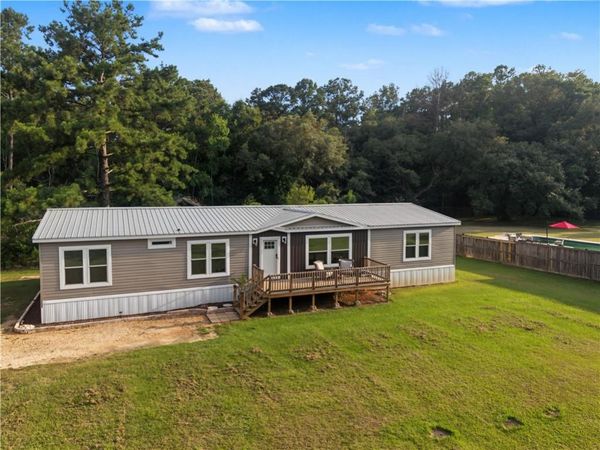 21200 LEE Lane, Ponchatoula, LA 70454