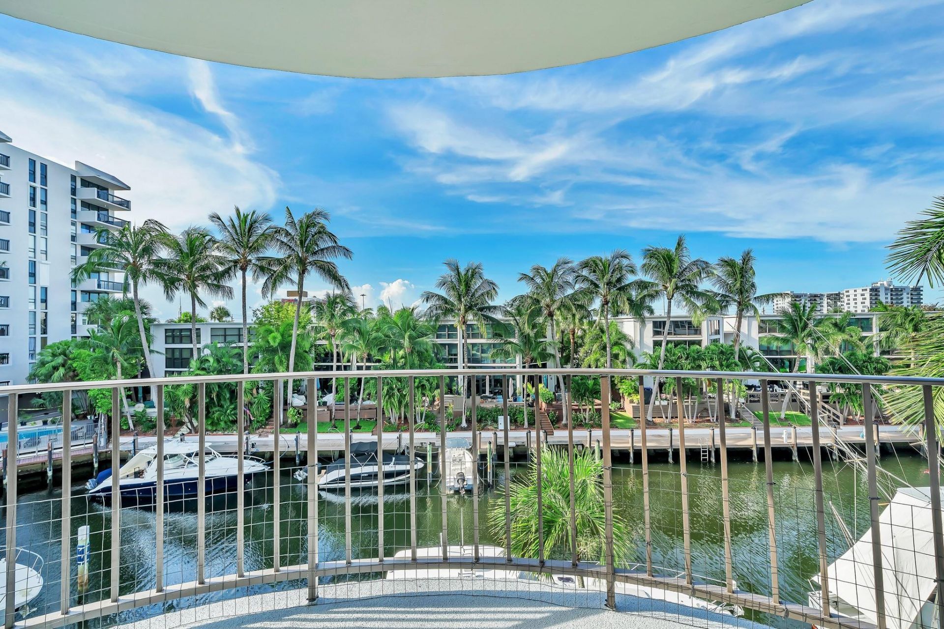 3051 NE 48th Street, Unit 301, Fort Lauderdale, FL 33308 Photo