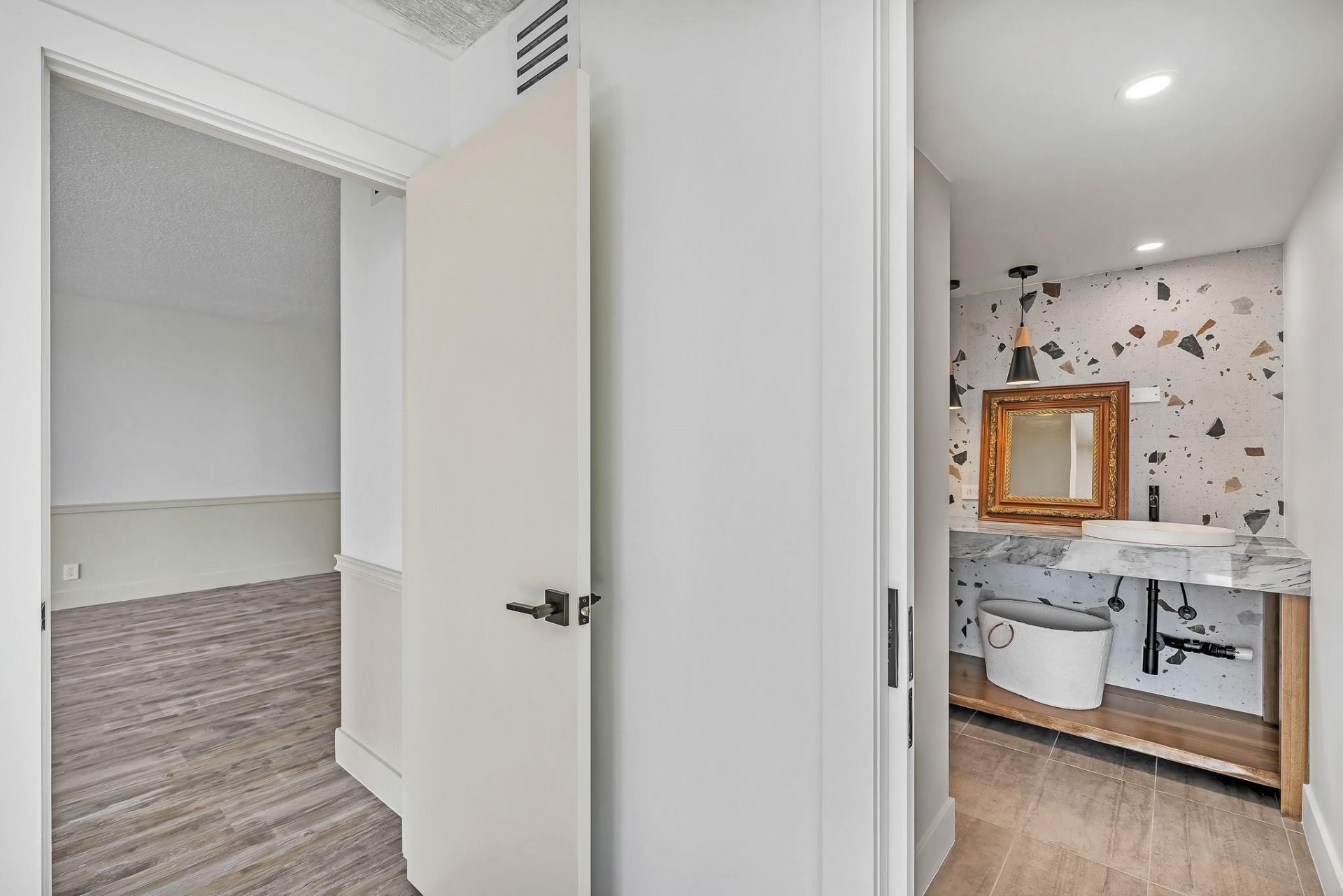 3051 NE 48th Street, Unit 301, Fort Lauderdale, FL 33308 Photo