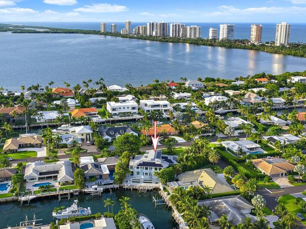 1121 Fairview Lane, Singer Island, FL 33404
