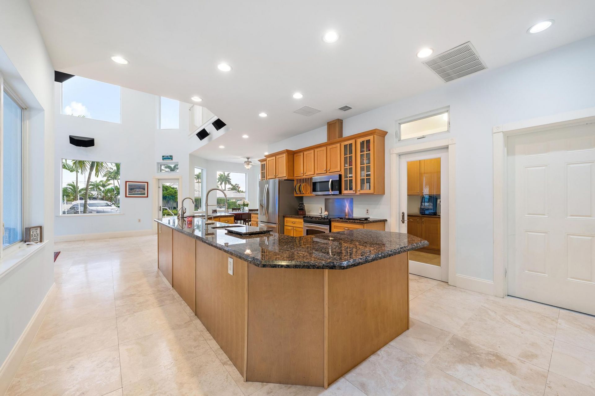 1121 Fairview Lane, Singer Island, FL 33404 Photo