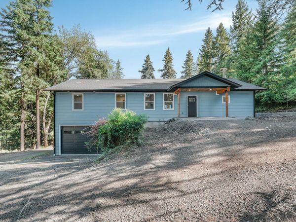 283 Upper Terrace Lane, Glide, OR 97443