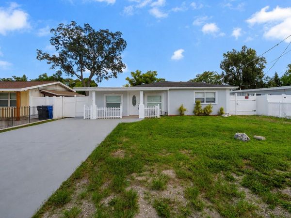 7413 N ARRAWANA AVENUE, TAMPA, FL 33614