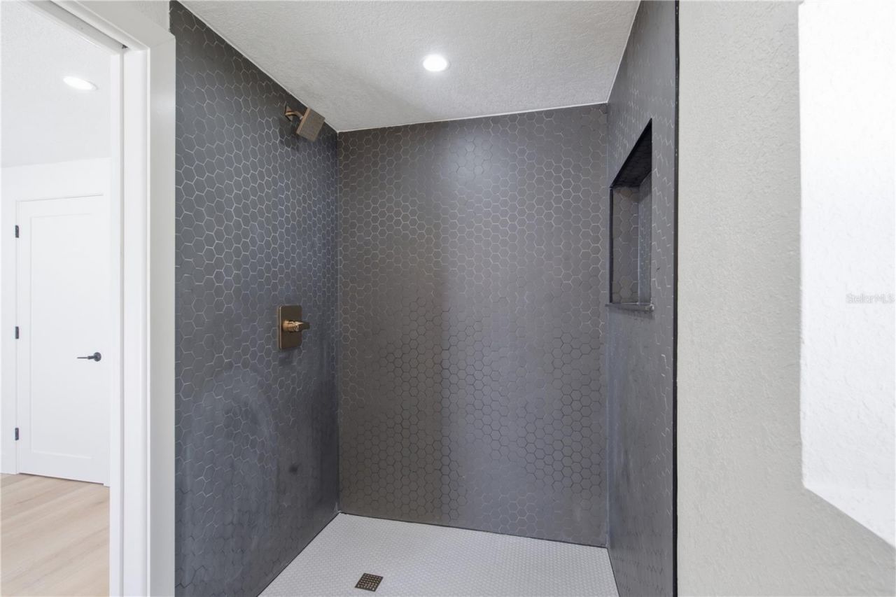 3766 30th Avenue N, Saint Petersburg, FL 33713 Photo