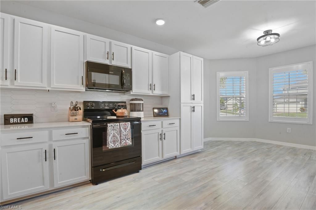 3407 Cancun Ct , Cape Coral, FL 33909 Photo