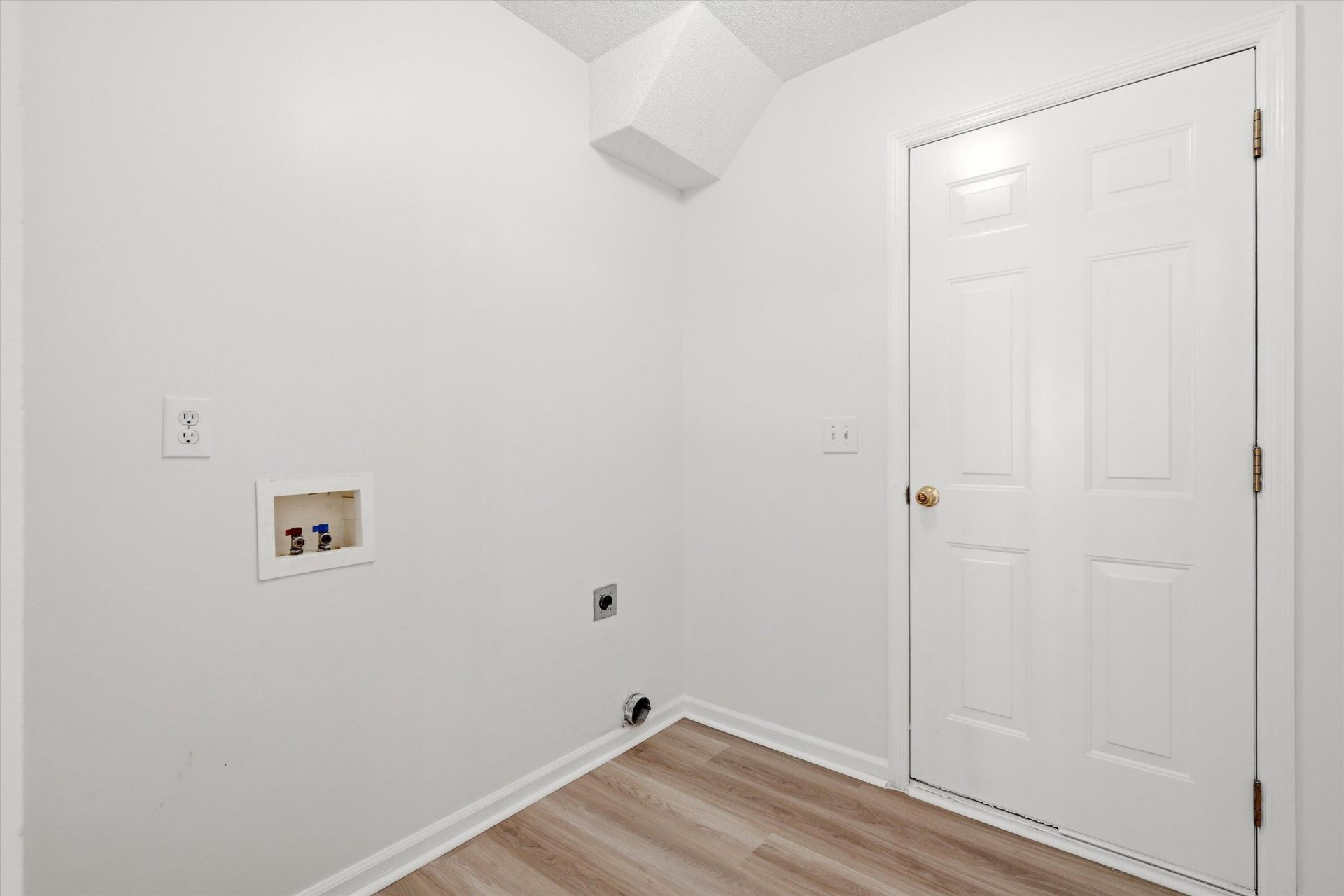 144 Two Pond Loop Photo 16