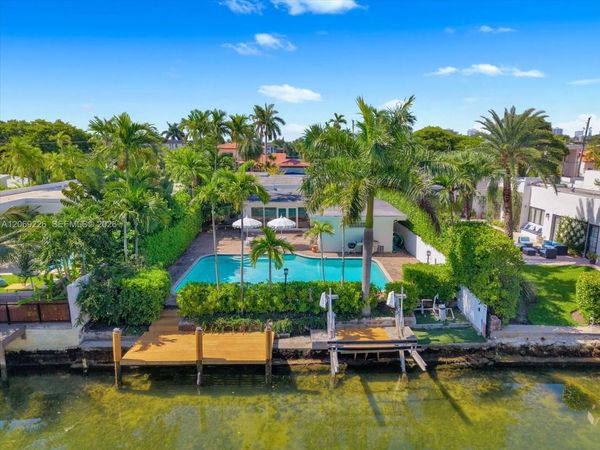 1777 Daytonia Rd , Miami Beach, FL 33141