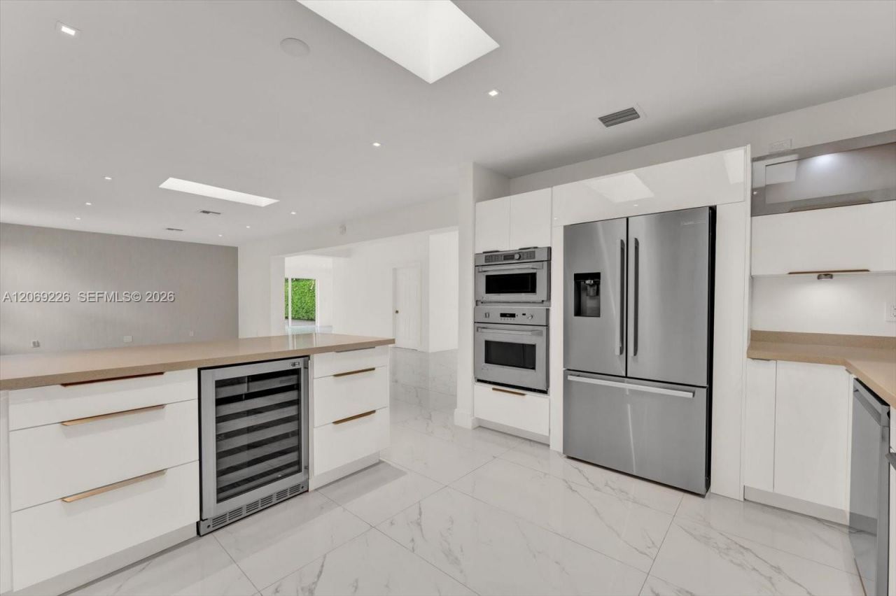 1777 Daytonia Rd , Miami Beach, FL 33141 Photo