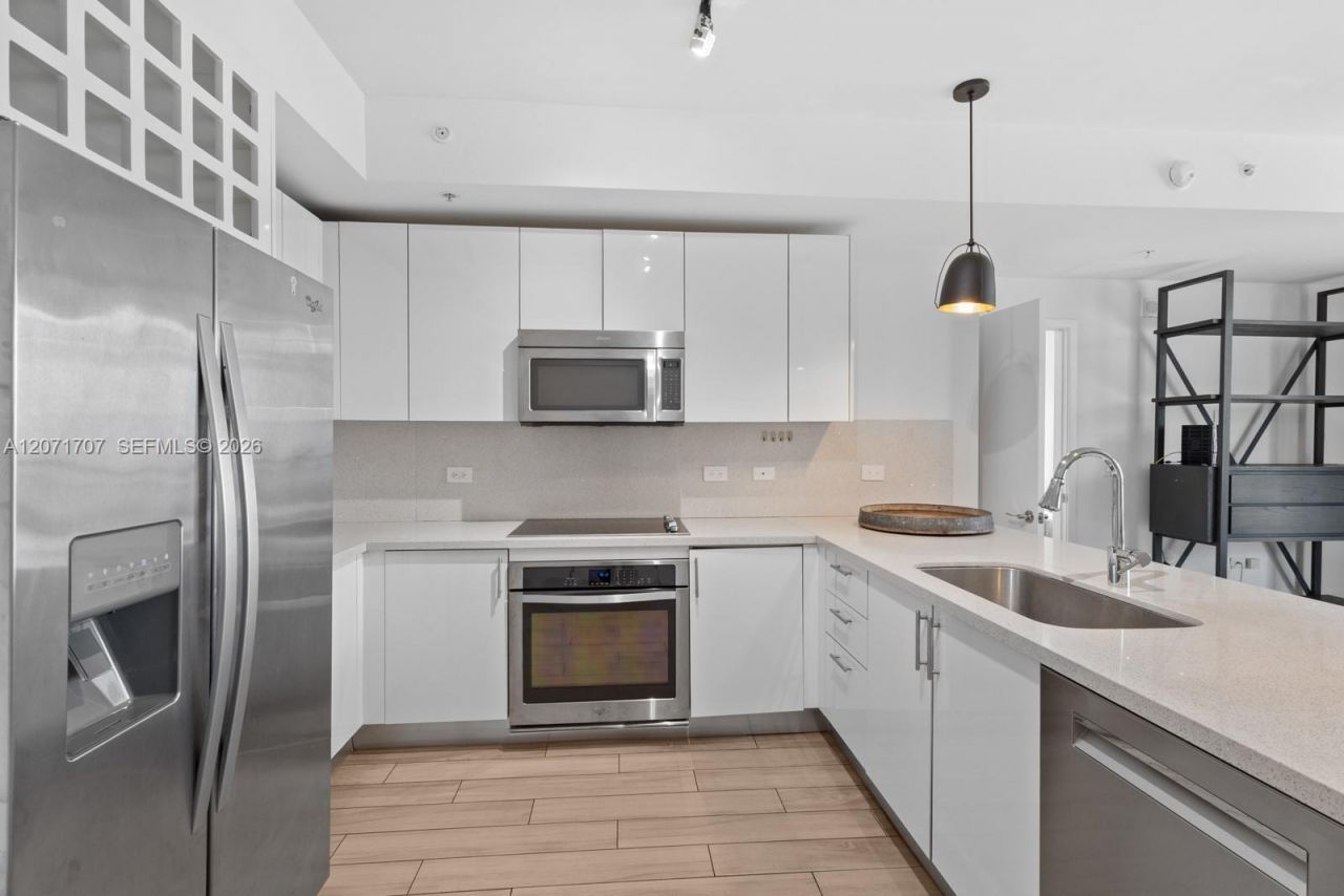 999 SW 1st Ave , Unit 2502, Miami, FL 33130 Photo