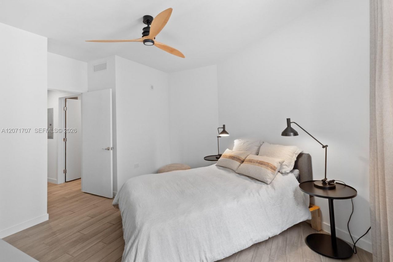 999 SW 1st Ave , Unit 2502, Miami, FL 33130 Photo