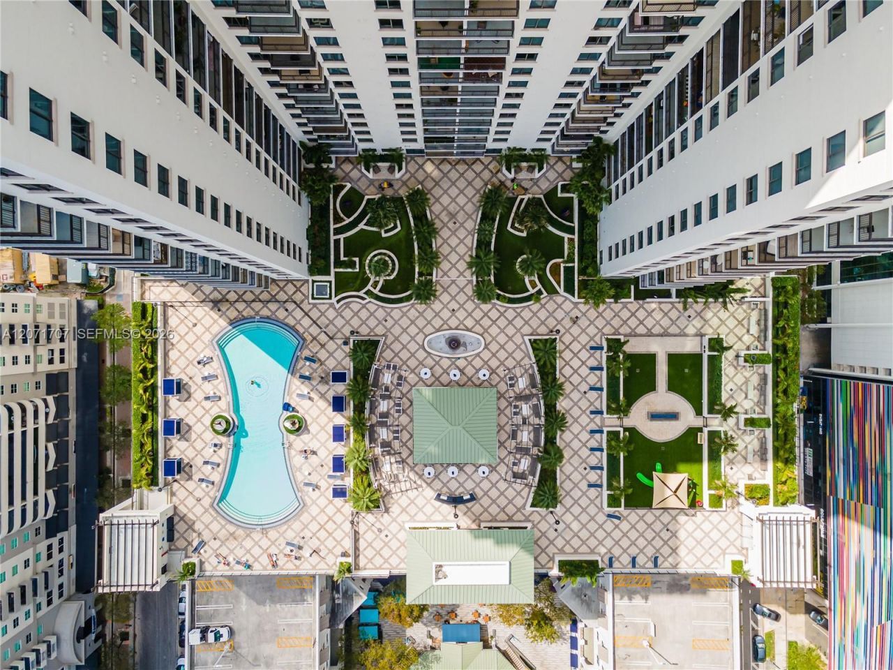 999 SW 1st Ave , Unit 2502, Miami, FL 33130 Photo