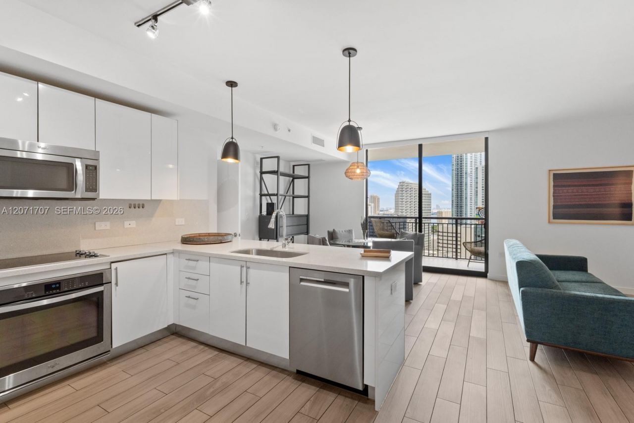 999 SW 1st Ave , Unit 2502, Miami, FL 33130 Photo