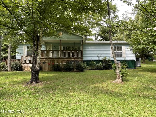 3000 Fairview Rd, Madisonville, TN 37354