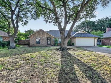 7005 Volley Court, Fort Worth, TX 76133