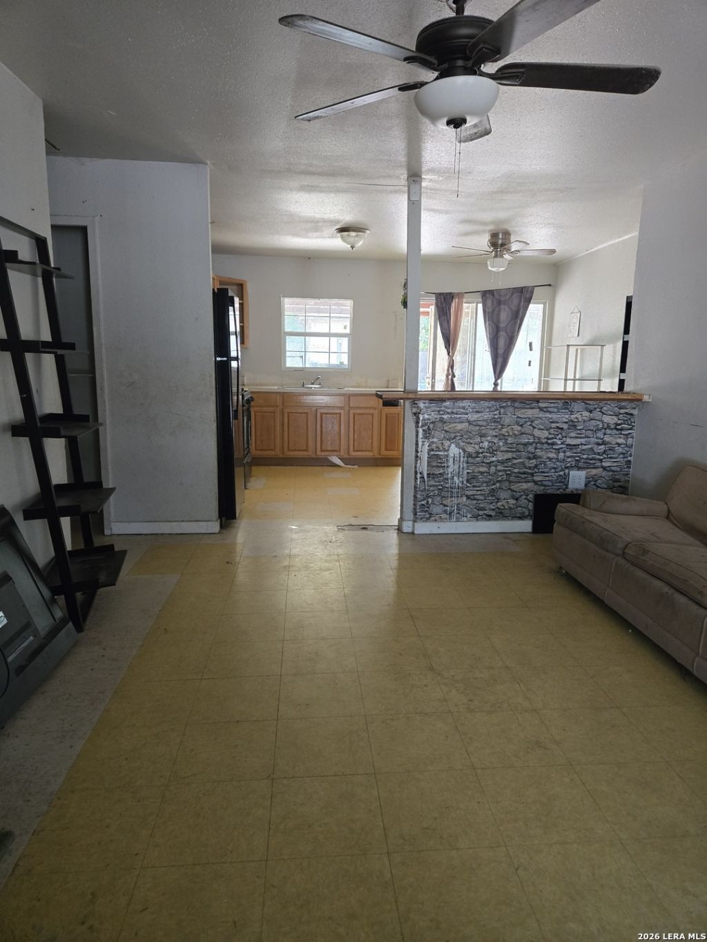 5438 Indian Pipe St, San Antonio, TX 78242 Main Photo