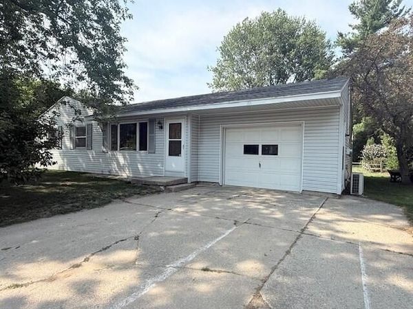 306 W Beryl Street, Scottville, MI 49454