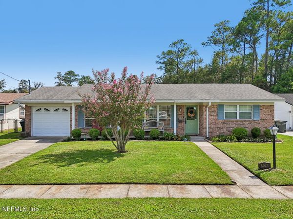 6026 CHEVY Drive, Jacksonville, FL 32216