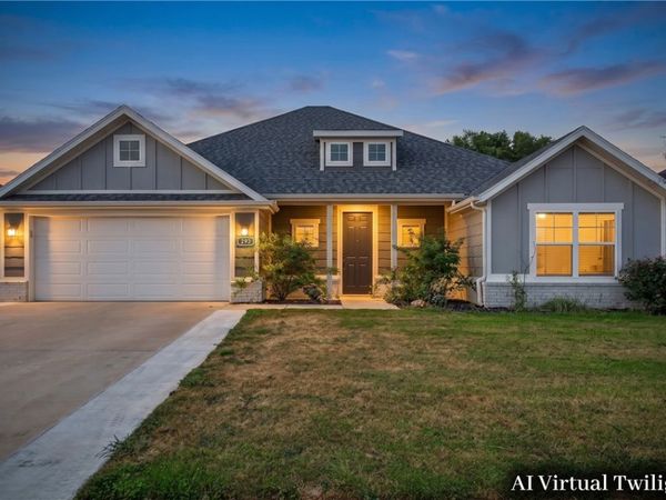 292 W Tyler Road , Farmington, AR 72730