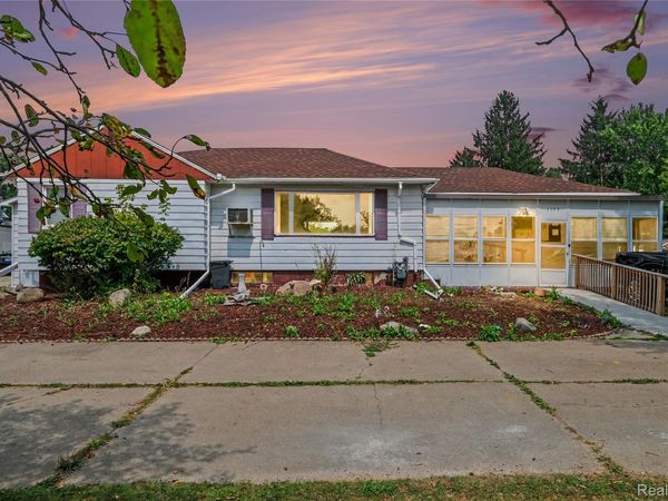 1103 E Bristol Road, Burton, Mi 48529