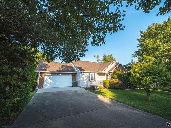 821 Cambridge Drive , Rolla, MO 65401