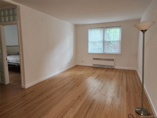 123-25 82nd Avenue , Unit 5R, Kew Gardens, NY 11415
