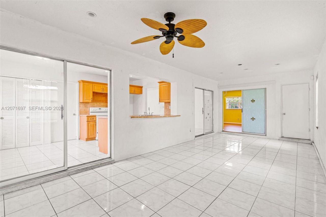 4700 NW 41st Pl, Lauderdale Lakes, FL 33319 Photo