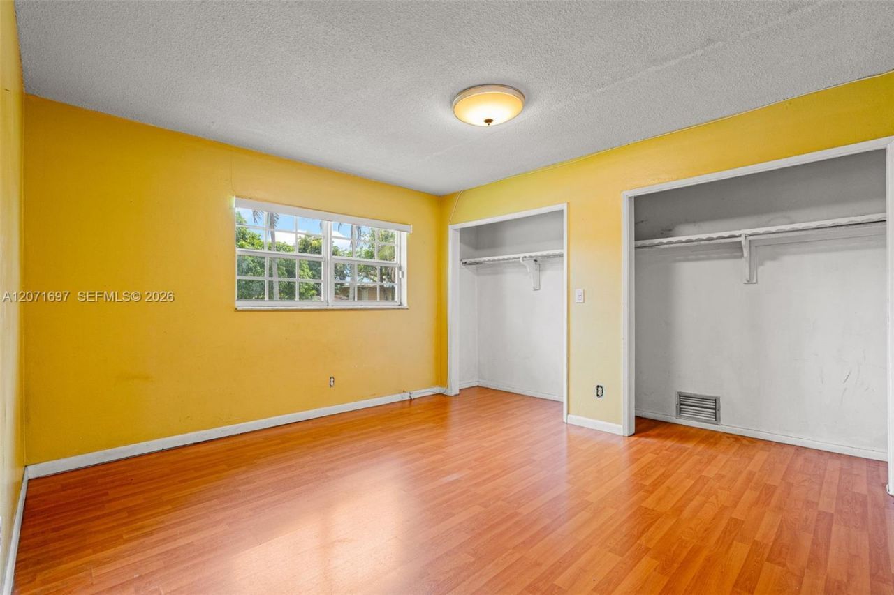 4700 NW 41st Pl, Lauderdale Lakes, FL 33319 Photo