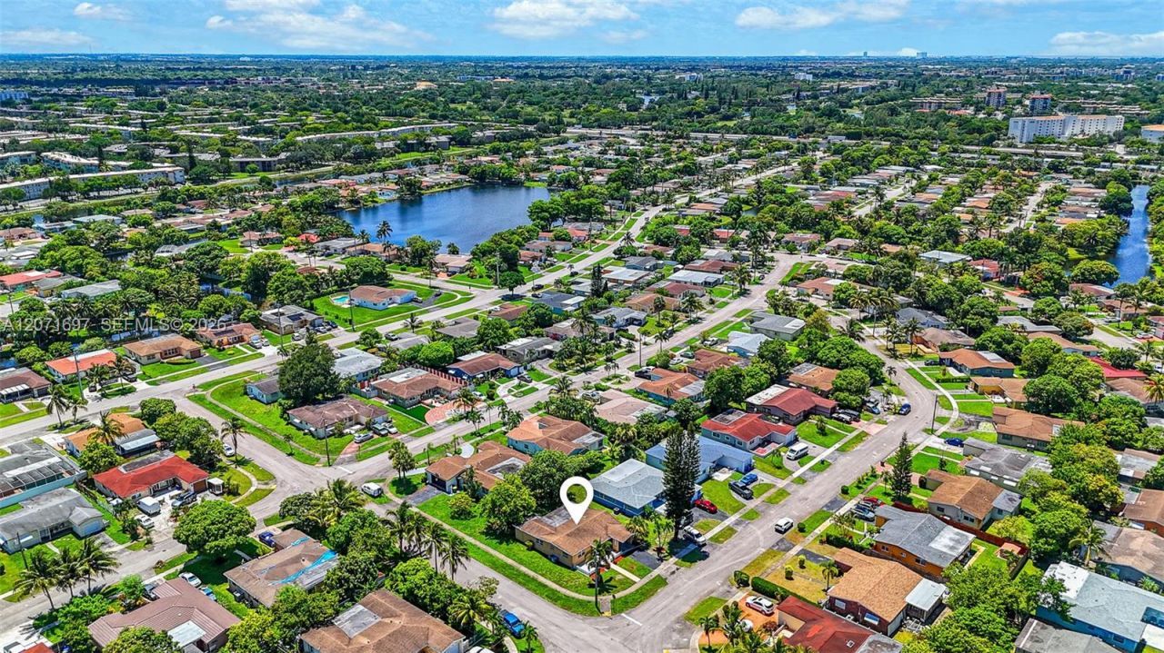 4700 NW 41st Pl, Lauderdale Lakes, FL 33319 Photo