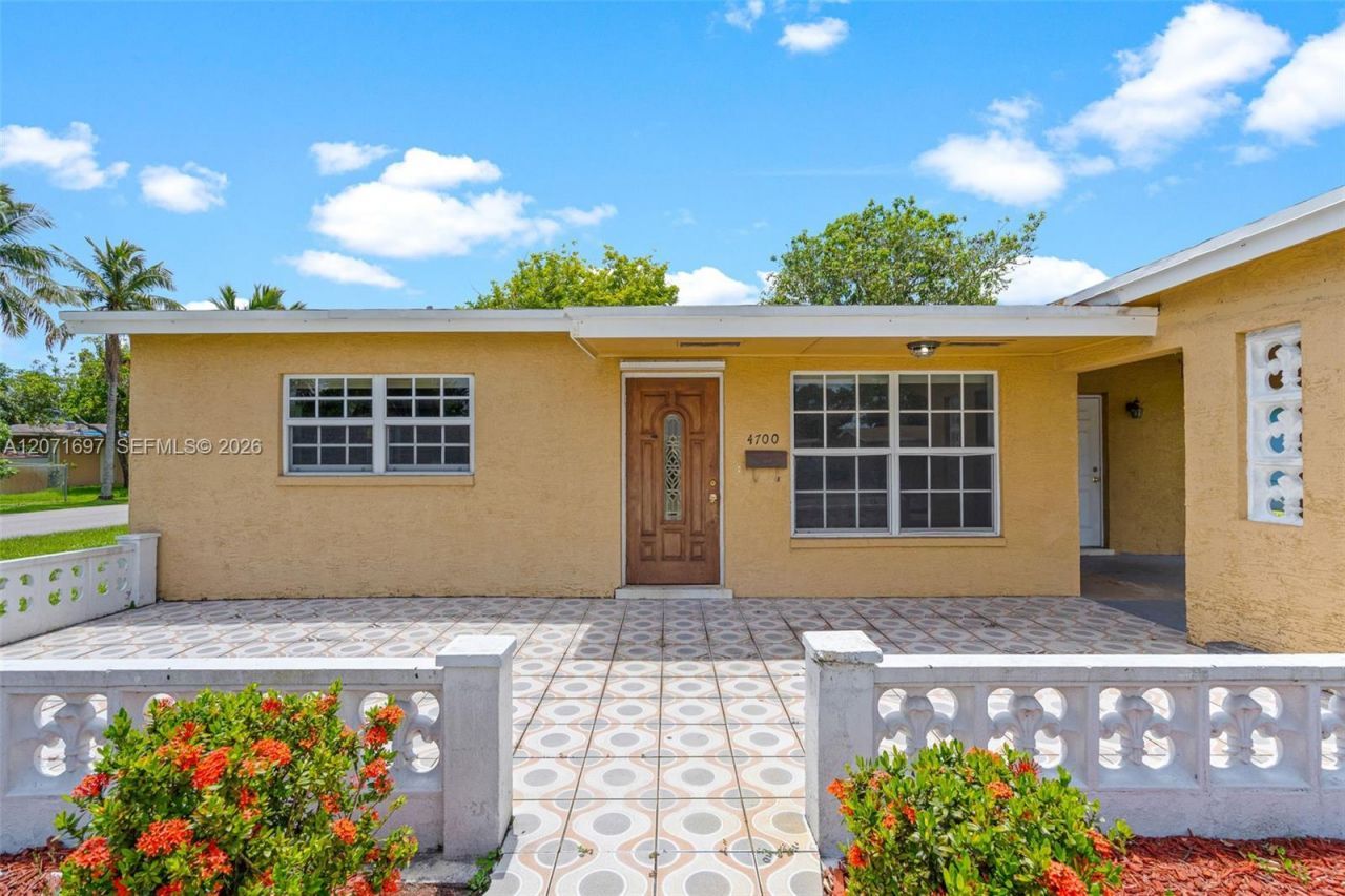 4700 NW 41st Pl, Lauderdale Lakes, FL 33319 Photo